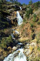 Paisaje abrupto de la sierra d...