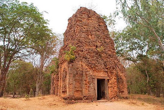 Temple Zone of Sambor Prei Kuk, Archaeological Site of Ancient Ishanapura. Cambodia. So Sokun Theary. UNESCO.