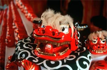 Mascara para la danza del León, Shishimai,  que celebra el triunfo del bien. Imagen Turismo de Japón
