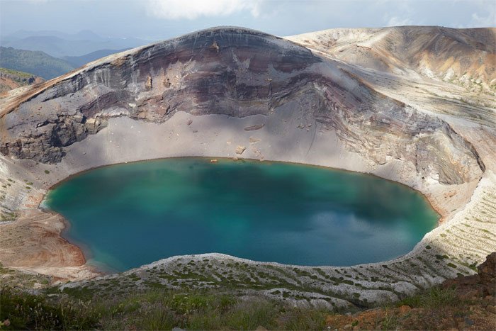El lago Okama, en el cráter del Monte Zao, otro espacio espectacular. Imagen Turismo de Japón