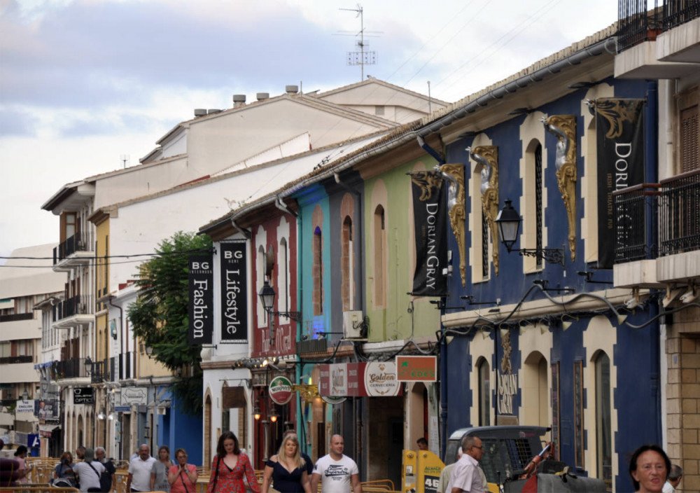 La popular calle Loreto, y Marqués de Campo, son puntos de gran interés.para las compras. Imagen de Guiarte.com