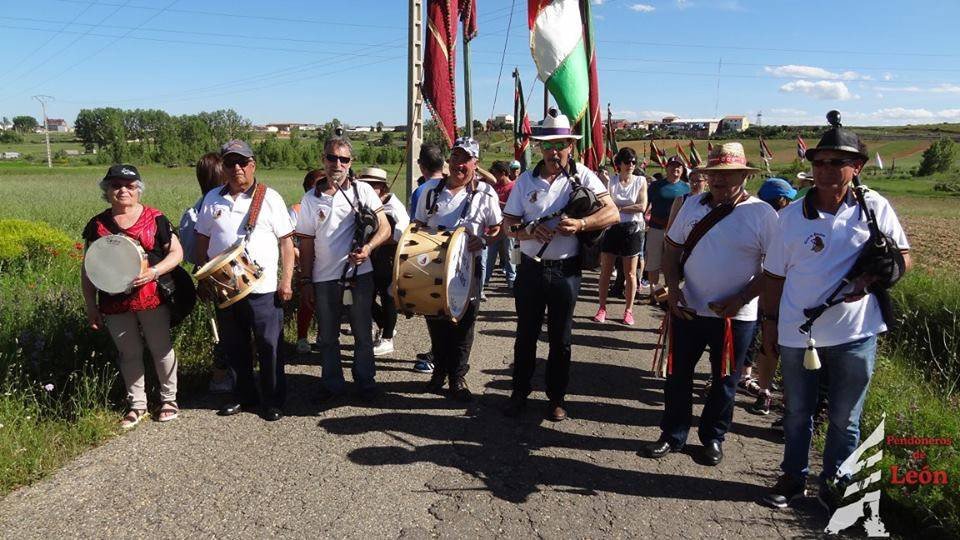 El grupo cepedano Aires de Perales está recuperando músicas tradicionales de la región.