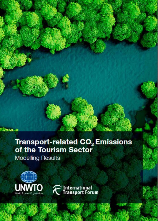 Portada del informe sobre  las emisiones de CO2 por transporte turístico. Fuente OMT