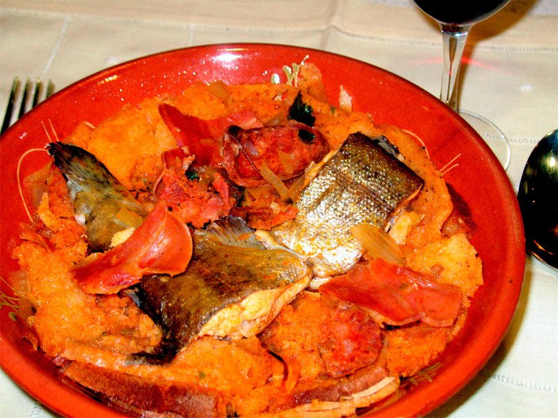 la famosa sopa de truchas de Santa Marina