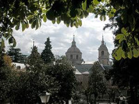 Las cúpulas del monumento, des...