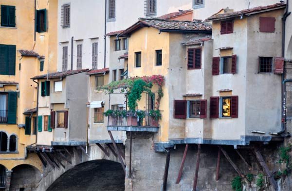 Ponte Vecchio, en Florencia. Detalle. Imagen de Beatriz Alvarez Sánchez. guiarte.com