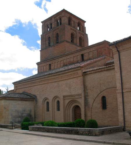 La Tierra de Sahagún es magnífica en arte románico, basado en el ladrillo. Monasterio de San Pedro de las Dueñas. guiarte.com
