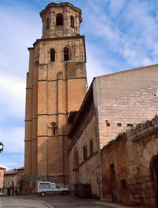 La torre de la Colegiata. Imagen guiarte.com. Copyright
