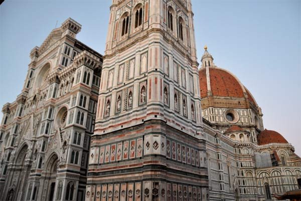 Vista del Duomo de Florencia, con el Campanile. Fotografía de Beatriz Alvarez Sánchez. guiarte.com