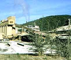 La contaminación industrial es uno de los elementos del cambio climático. Fábrica en Zubiri, Navarra. Foto guiarte. Copyright