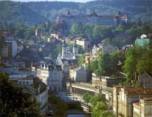 bellas ciudades checas, como Karlovy Vary acentúan su atractivo otoñal con festivales de jazz