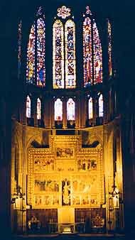 La catedral de León tiene en sus vidrieras uno de los grandes atractivos del gótico hispano. guiarte. Copyright