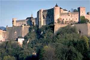 La fortaleza de Salzburgo muestra el poderío de los príncipes-arzobispos. Imagen de Salzburg-info. Copyright