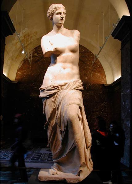 Venus de Milo. Musée du Louvre © Paris Tourist Office/Amélie Dupont 