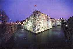 Magnífica imagen de las Murallas Reales de Ceuta.