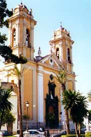 La alegre imagen de la catedral de Ceuta. Foto guiarte. Copyright