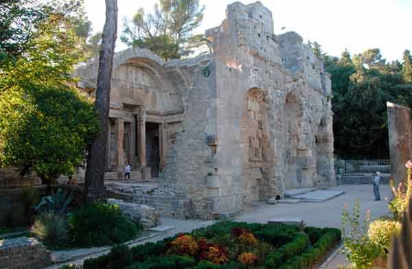 Templo de Diana © Turismo de Nîmes   