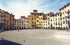 Imagen de El anfiteatro de Lucca