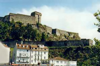 El Castillo de Lourdes. Fotogr...