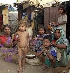 Más de cinco millones de personas viven en Bombay en extrema pobreza. Imagen de guiarte.com. Copyright