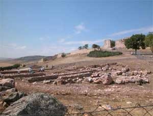 En el cerro de Alarcos hay diversas excavaciones, en las que se hallan las antiguas ciudades