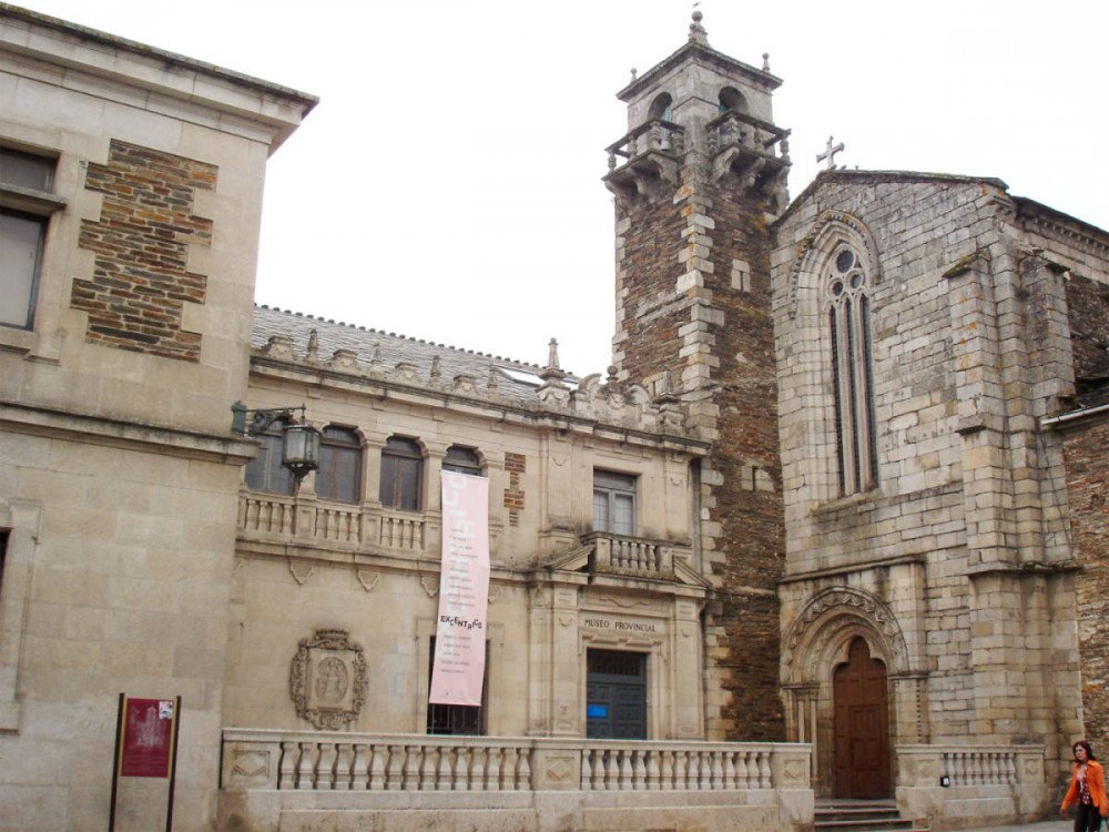 El antiguo convento de San Francisco, de Lugo, alberga el Museo Provincial. Guiarte.com