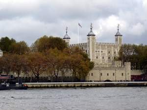 La Torre de Londres, de recuerdos siniestros. guiarte.com. Copyright