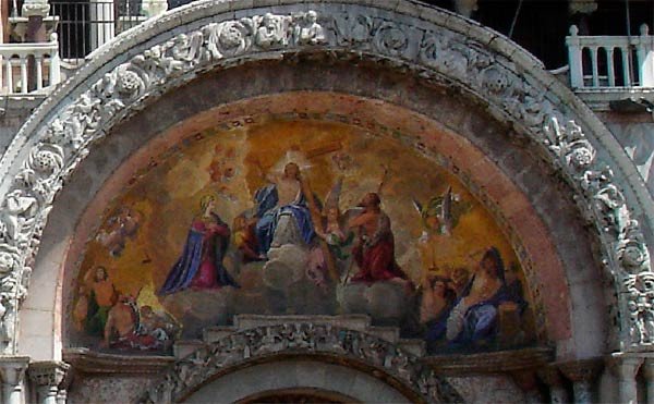 Mosaico en la portada de la basílica de san Marcos de Venecia. guiarte.com