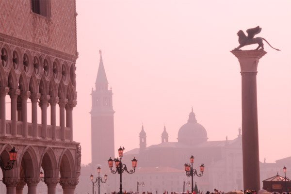 Venecia, una ciudad cargada de belleza y misterio. Fotografía de Beatriz Alvarez. guiarte.com