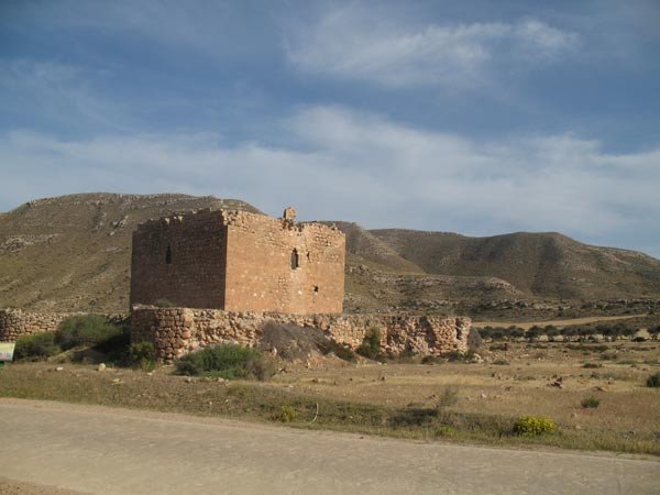 Castillo Nazarí, en las inmediaciones de El Playazo. Foto Guiarte Copyright