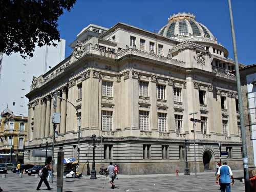 Palacio Tiradentes, antiguo Congreso Nacional brasileño y actual sede de la Asamblea Legislativa del estado de Rio de Janeiro.