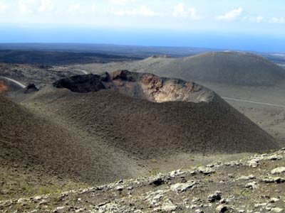 Cono volcánico en la Isla de Timanfaya. Guiarte.com