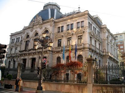 El Parlamento asturiano o Junta General. Imagen de guiarte.com