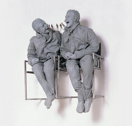 Two Seated on the Wall, 2000. Colección privada © Estate of Juan Muñoz