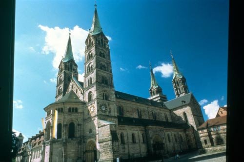 La catedral, con sus altivas torres. Bamberg, Tourismus & Kongress Service