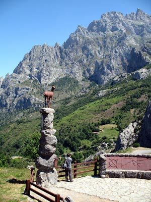 Mirador de Tombo, en el valle de Valdeón, León. Fotografía de Guiarte Copyright