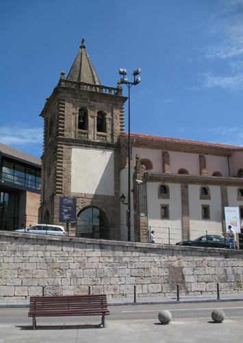 Iglesia de San Juan, del siglo XVIII. Imagen de guiarte.com. Copyright.