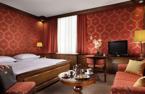 Una de las habitaciones del magnifico Grand Hotel Europa 5 estrellas. Innsbruck Tourismus