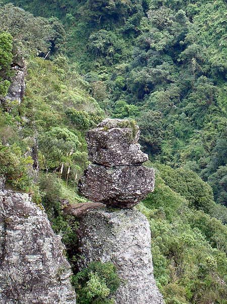 Pedra do Segredo, en el cañón de Fortaleza. Imagen Guiarte Copyright