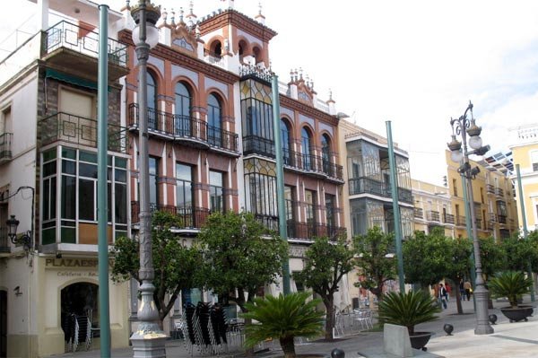 La ciudad de Badajoz tiene excelentes zonas de bares y gastronomía. Guiarte.com. Copyright.