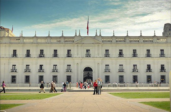La fachada posterior del palacio de La Moneda. Imagen de Beatriz Alvarez Sánchez. Guiarte.com. Copyright