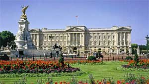 El Palacio de Buckingham ha servido como residencia oficial en Londres de los soberanos británicos desde 1837
