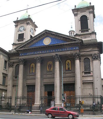 Iglesia del Salvador, del siglo XIX, en Callao esquina a Tucumán. Imagen de Tomás Alvarez. Guiarte.com