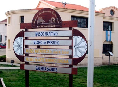 El viejo Presidio es ahora museo múltiple. Imagen de guiarte.com