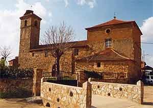 La iglesia de Villabrázro es del XVIII y está dedicada a La Magdalena. Fotografía de guiarte.com. Copyright