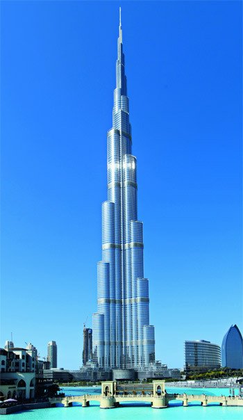 Burj Khalifa (2004-2010), Dubái. Arquitectos: Skidmore, Owings & Merrill (SOM). Colección CLF, París. Foto: Mathieu Forestier, París